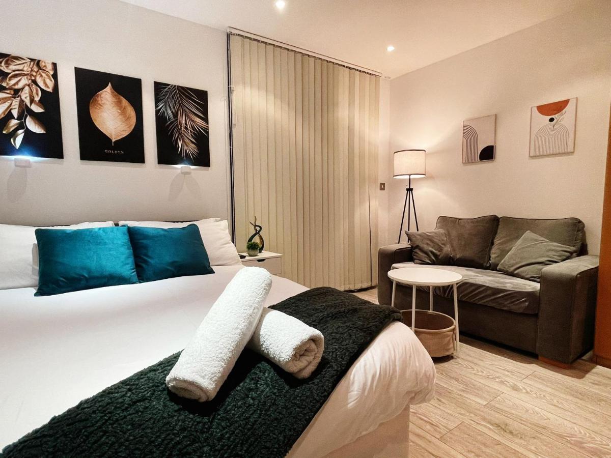 The Canary Hub London Luaran gambar
