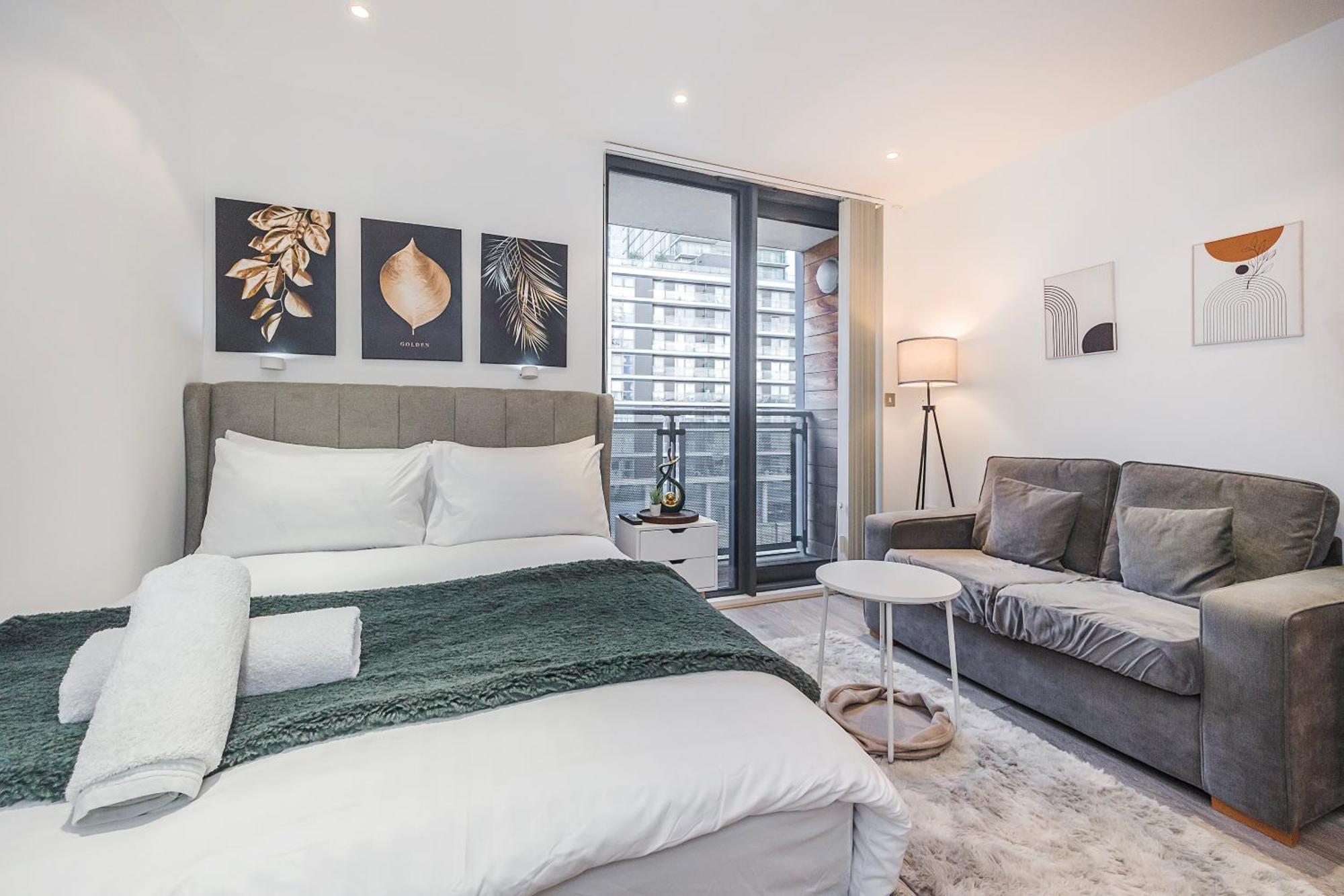 The Canary Hub London Luaran gambar
