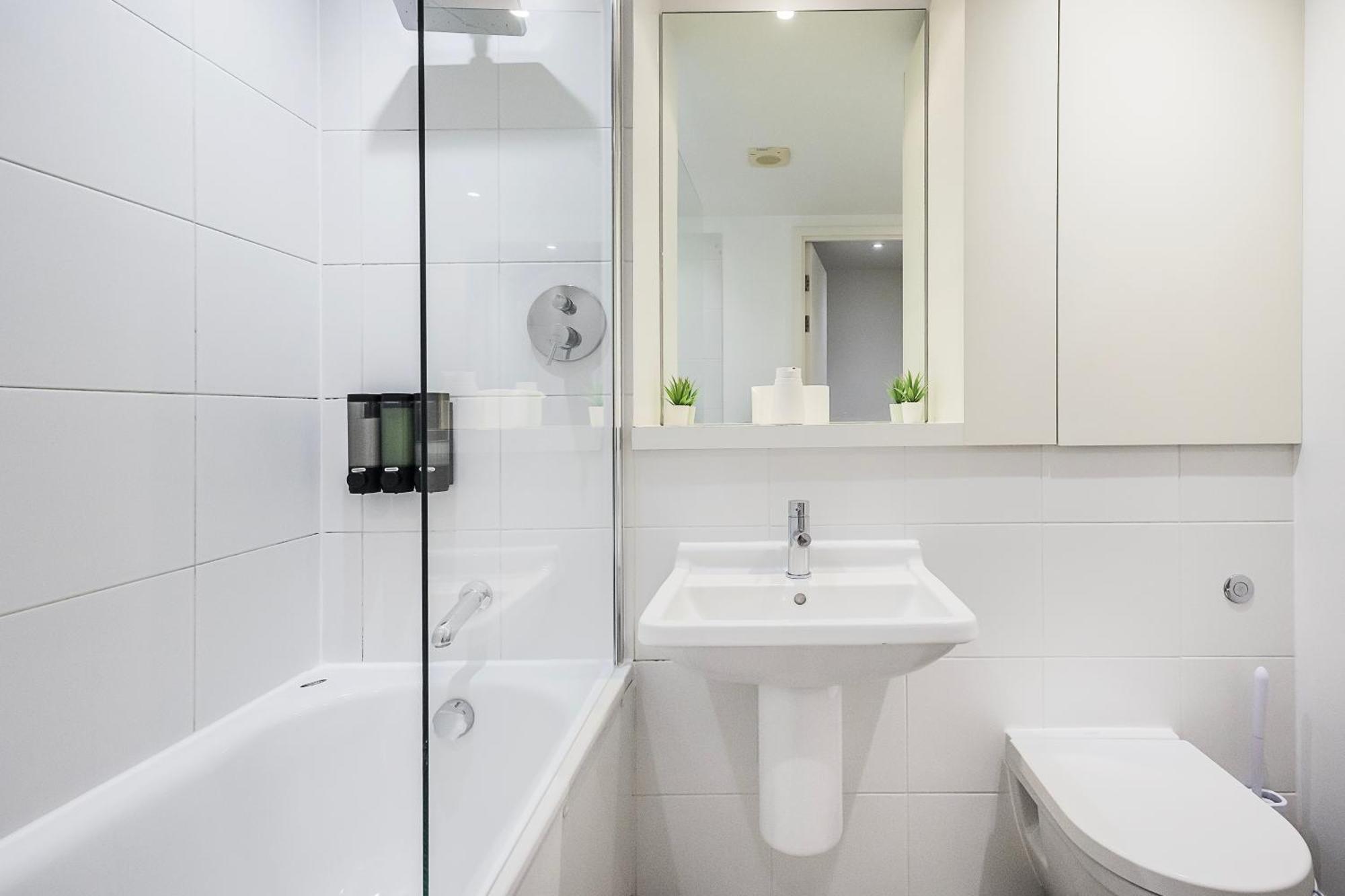 The Canary Hub London Luaran gambar